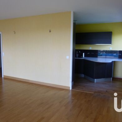 Appartement 5 pièces 239900 €