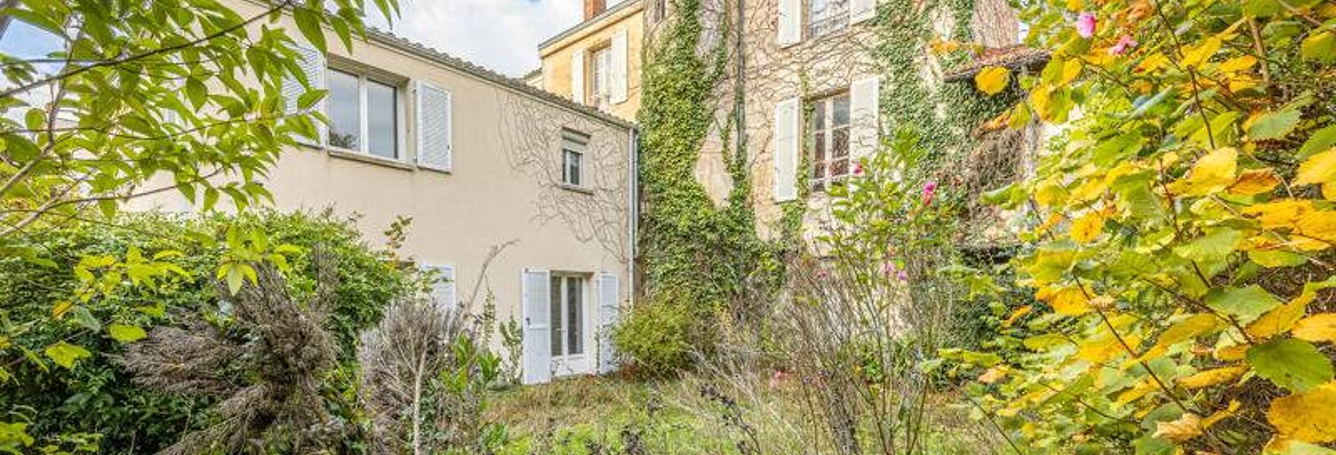 Maison 12 Pièces 383 m² à vendre à Niort (79000)