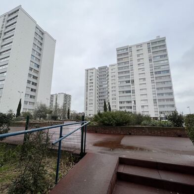 Appartement 5 pièces 77420 €