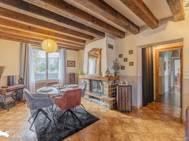 Maison de ville de 7 pièces principales — photo du bien