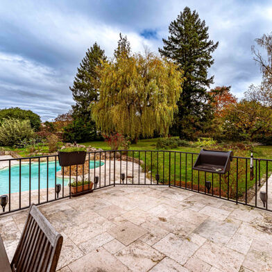 Maison 10 pièces 680000 €