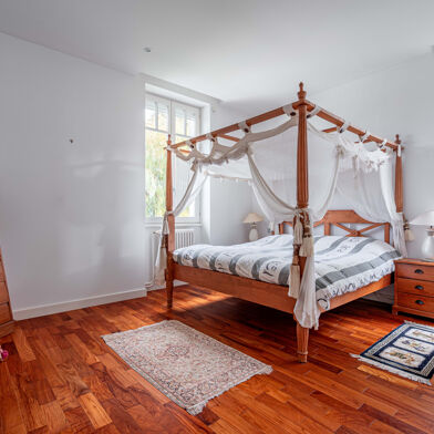 Maison 10 pièces 680000 €