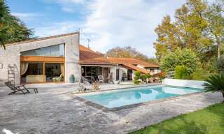 Maison 7 Pièces 242 m² à vendre à Saintes (17100)