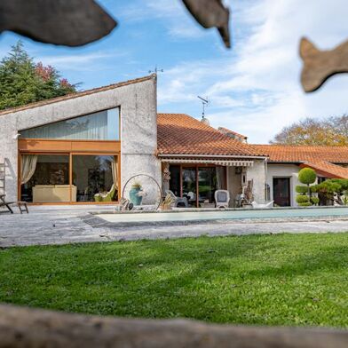 Maison 7 pièces 549675 €