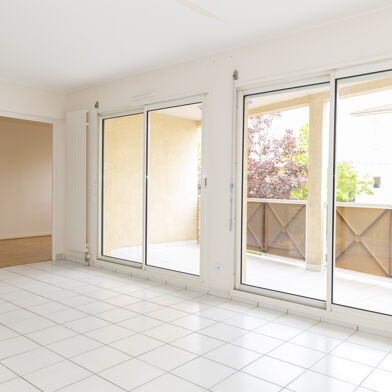Appartement 2 pièces 720 €