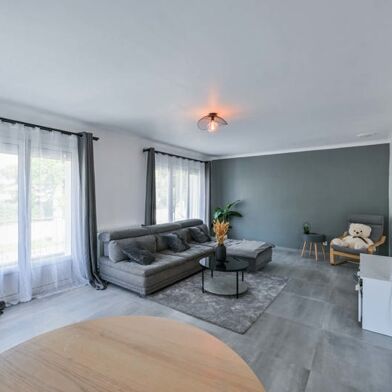 Appartement 6 pièces 298000 €