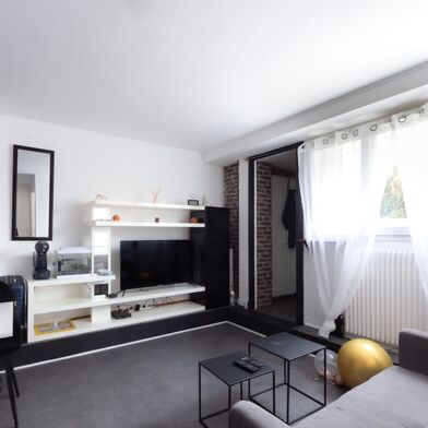 Appartement 1 pièces 153700 €