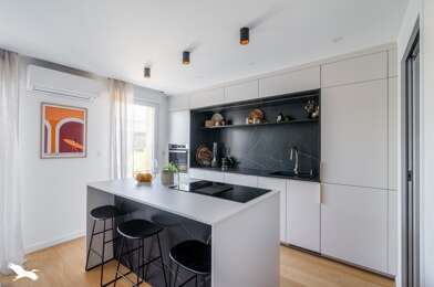 Appartement 3 pièces 228500 €