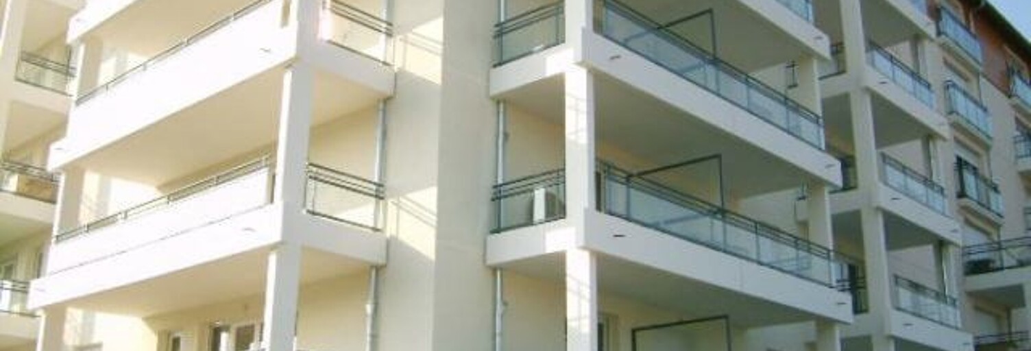 Garage  25 m² à louer à Annemasse (74100)