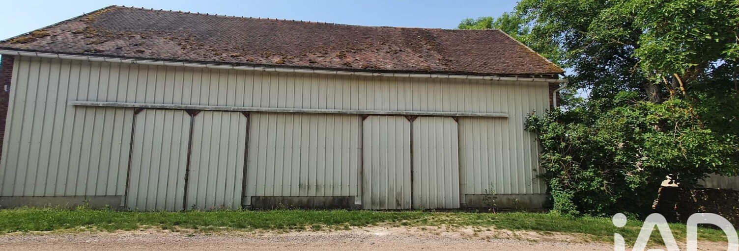 Immeuble  305 m² à vendre à Voisines (89260)