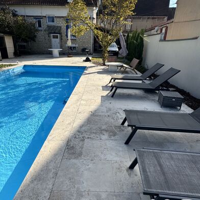 Maison 8 pièces 362000 €