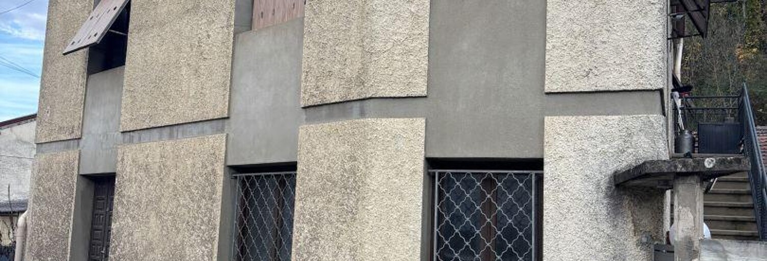 Appartement  540 m² à vendre à Rive-de-Gier (42800)