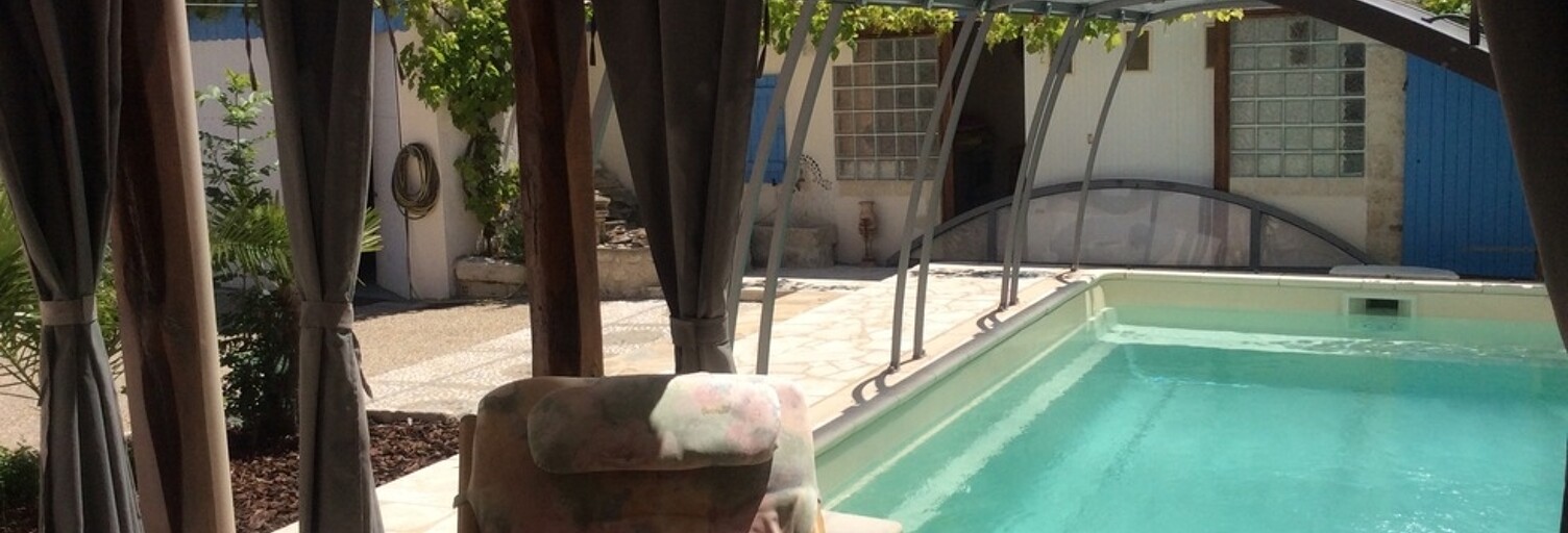 Maison 9 Pièces 243 m² à vendre à Néré (17510)