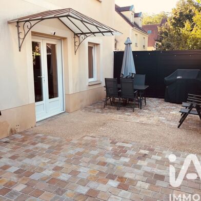 Appartement 4 pièces 296000 €