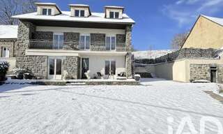 Maison 8 Pièces 197 m² à vendre à Valuéjols (15300)