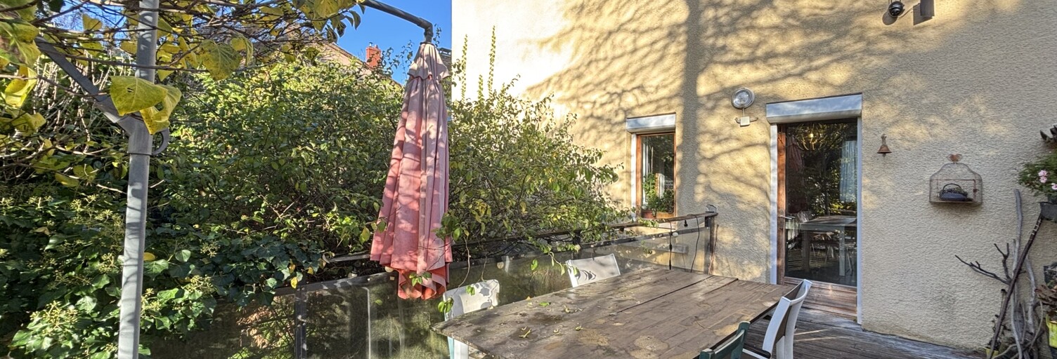 Maison 5 Pièces 141 m² à vendre à Saint-Étienne-des-Oullières (69460)