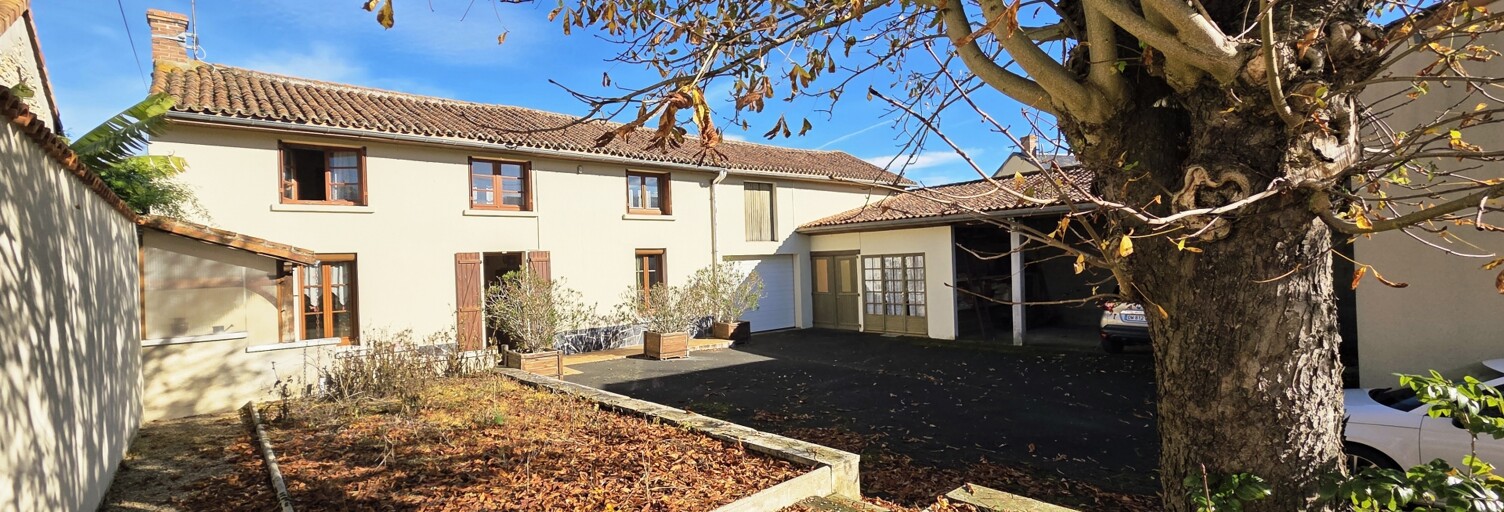 Maison 5 Pièces 109 m² à vendre à Aulnay (86330)