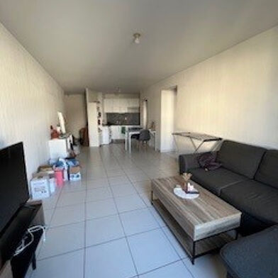 Appartement 2 pièces 776 €