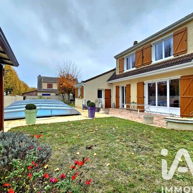 Maison 5 pièces 399000 €