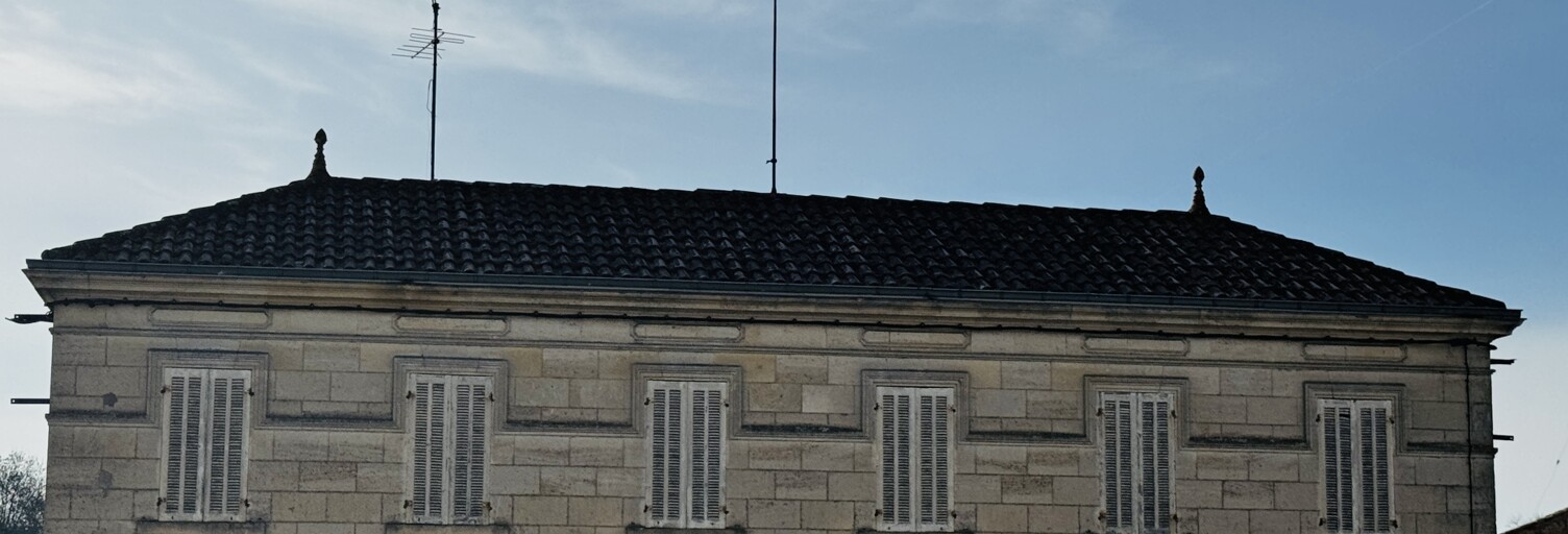 Immeuble  285 m² à vendre à Mirambeau (17150)