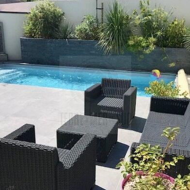 Maison 5 pièces 499000 €