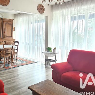 Appartement 3 pièces 247500 €