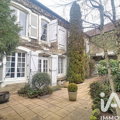 Maison 7 pièces 180000 €