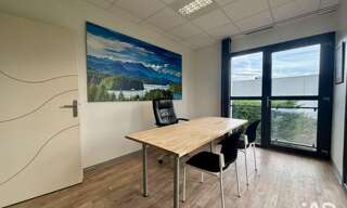 Bureau  12 m² à louer à Champagne-au-Mont-d'Or (69410)