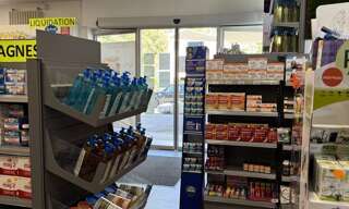 Commerce  200 m² à vendre à Saint-Martin-de-Crau (13310)