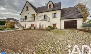 Maison 9 Pièces 181 m² à vendre à Laroche-Saint-Cydroine (89400)