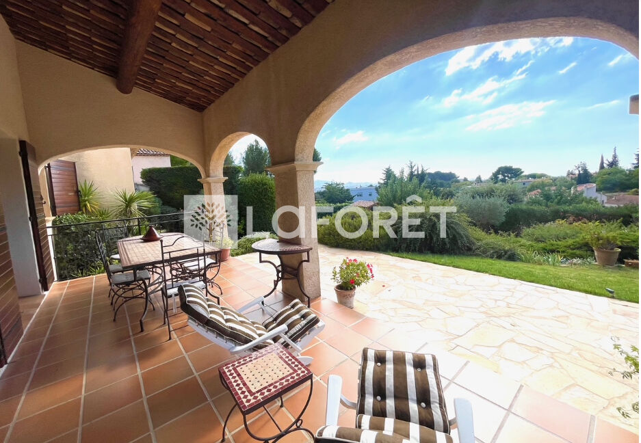 Villa / Maison  T5 à vendre Marseille 13eme 13013