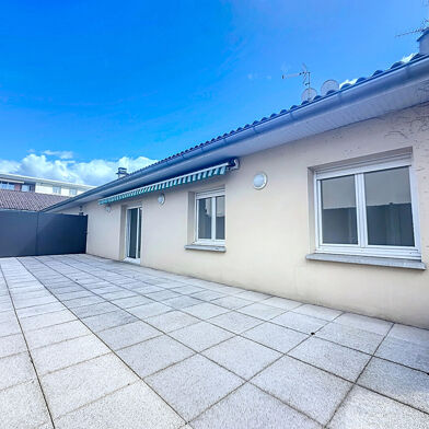 Appartement 4 pièces 299900 €