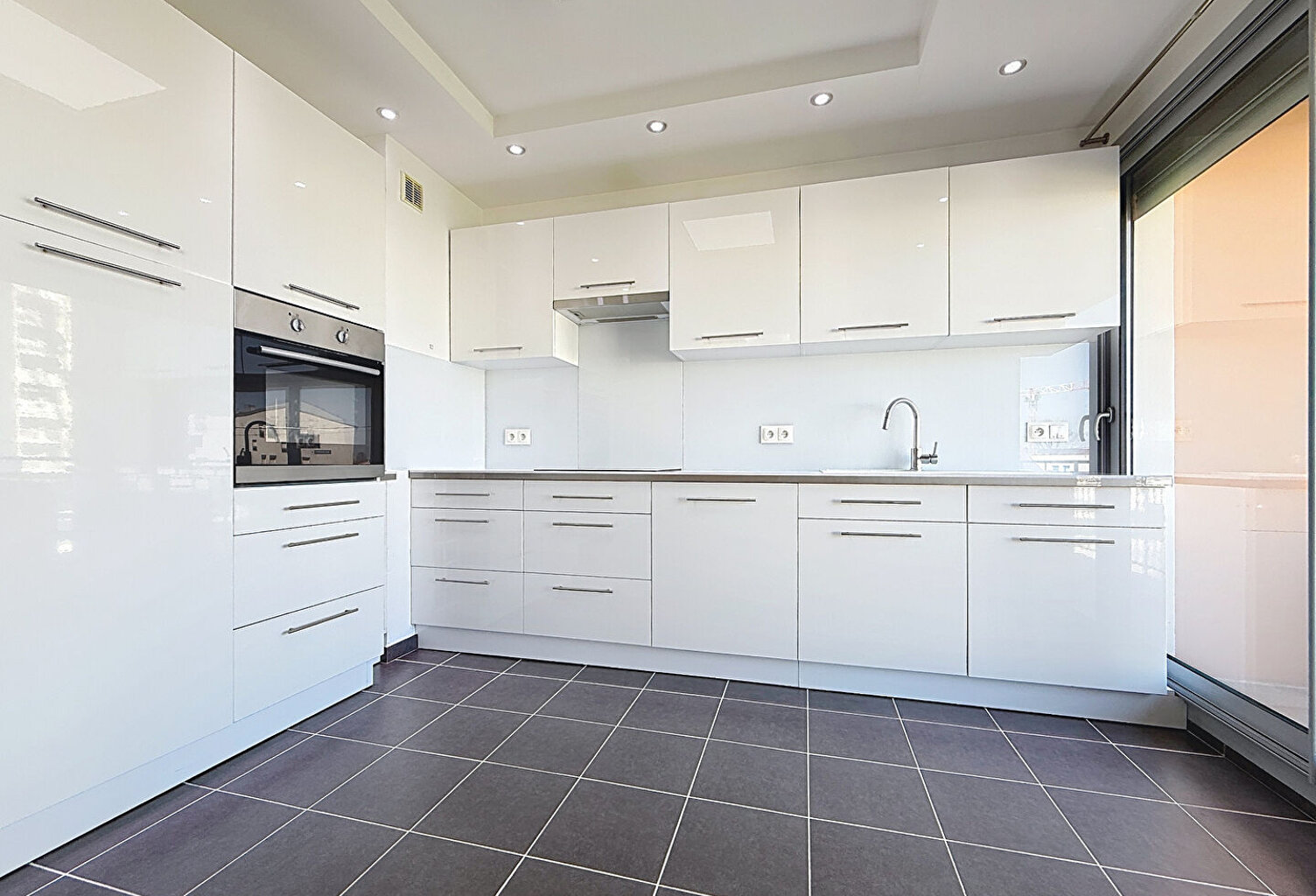 Appartement T3 La Verpillière — photo 1