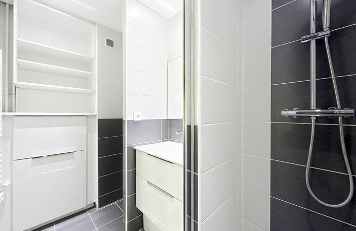 Appartement T3 La Verpillière — photo 5