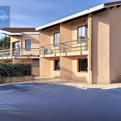 Maison 8 pièces 1090000 €