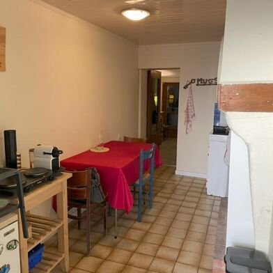 Appartement 2 pièces 700 €