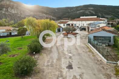 Maison 7 pièces 885500 €