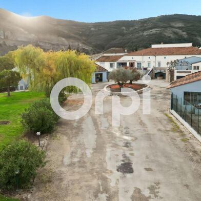 Maison 7 pièces 885500 €