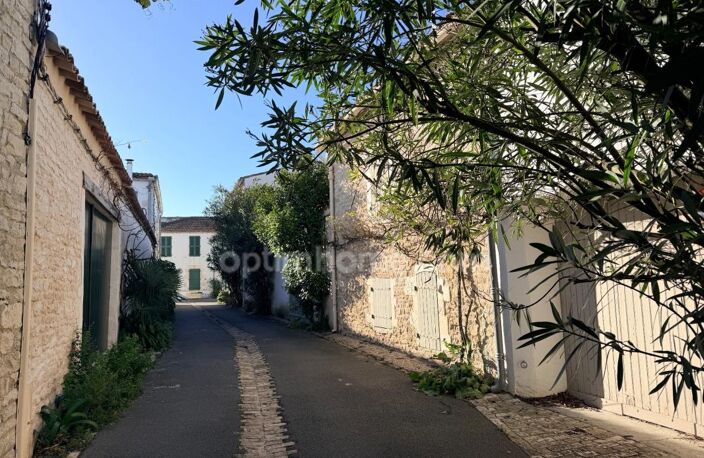 ÎLE DE RÉ – LE BOIS-PLAGE-EN-RÉ | MAISON DE CHARME EN PLEIN CŒUR DU VILLAGE — photo 3