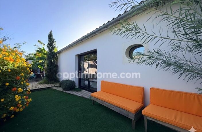 A saisir maison de plain pieds récente en  plein cœur du village  au Bois-Plage-en-Ré – — photo 3