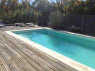 Ensemble immobilier T13 de 368 m2 sur 1414 m2 de terrain avec piscine et garages — photo 2