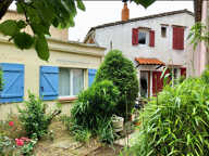 Ensemble immobilier T13 de 368 m2 sur 1414 m2 de terrain avec piscine et garages — photo 3