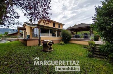 Maison 8 pièces avec atelier, parking goudronné et petit chalet — photo du bien