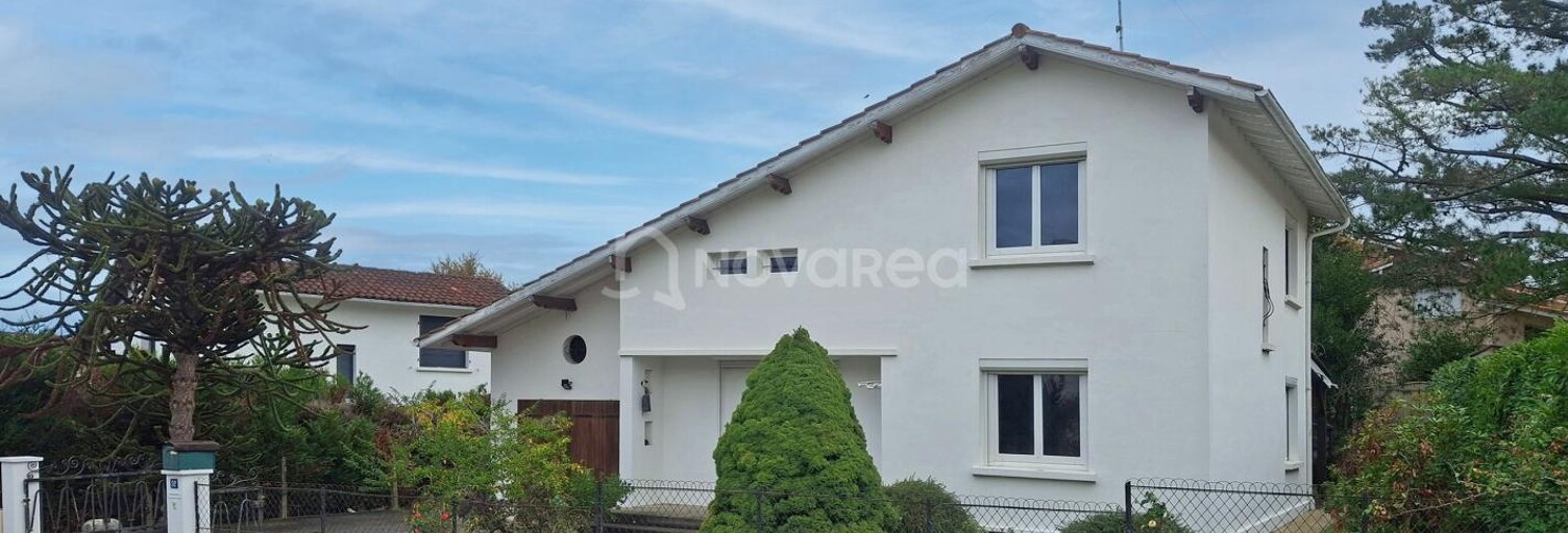 Maison 6 Pièces 129 m² à vendre à Saint-Pierre-du-Mont (40280)