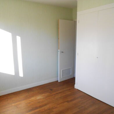 Appartement 4 pièces 395 €