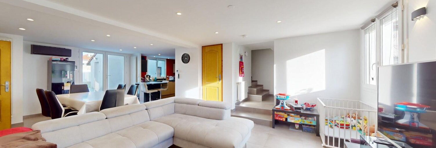 Maison 6 Pièces 135 m² à vendre à Saint-Bonnet-de-Mure (69720)