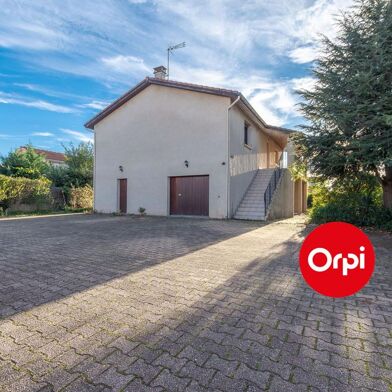 Maison 5 pièces 437000 €