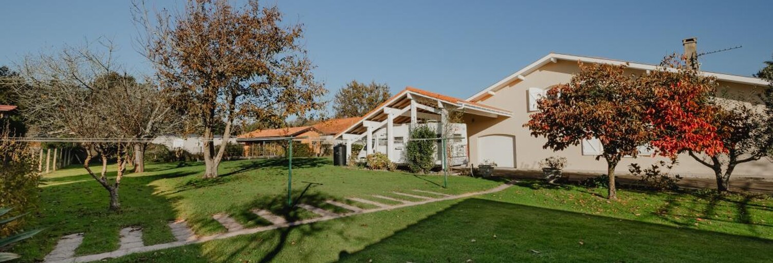 Maison 5 Pièces 200 m² à vendre à Saubrigues (40230)