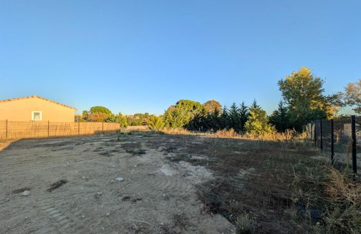 Terrain À Vendre de 542m² — photo 2