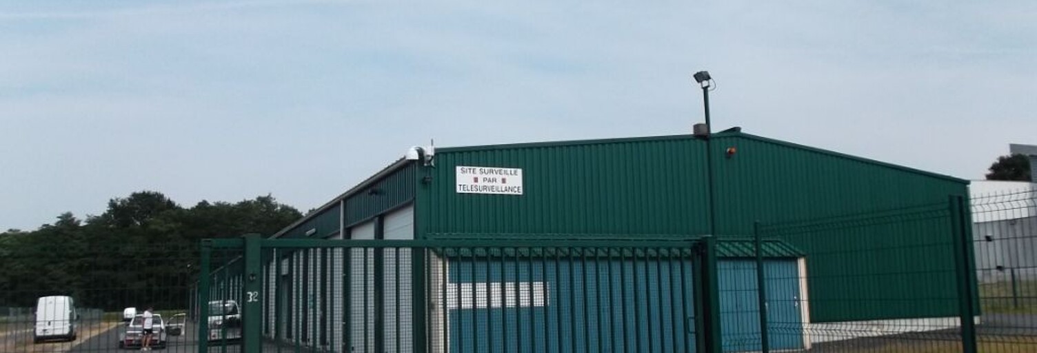 Commerce  28 m² à louer à Monnaie (37380)